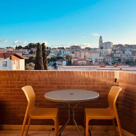 Trilo Fabio - Vista Mare Aria Condizionata Posto Auto E Wifi In Centro A * Sirolo